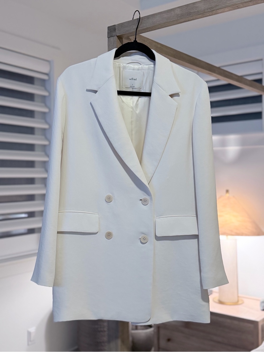 Wilfred Double-Breasted White Blazer